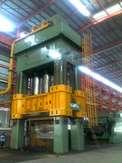 泰安華偉重工10000T鍛(duan)造液壓機