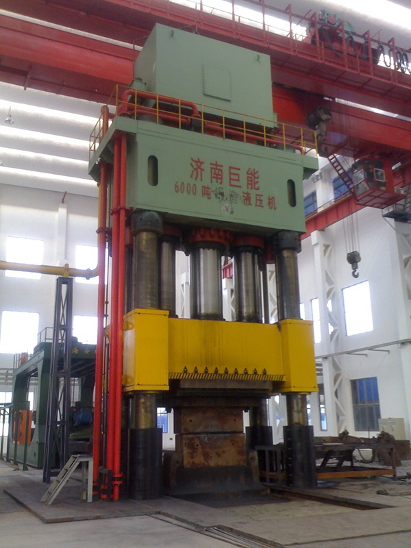 自由鍛(duan)造液壓(yā)機